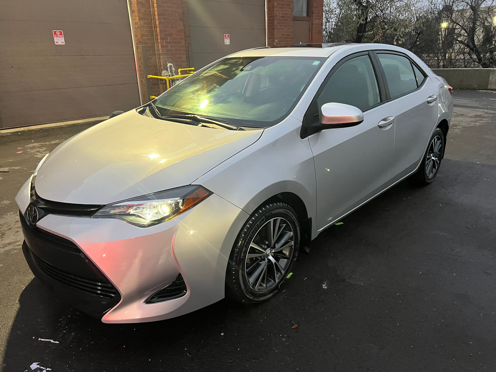 2019 TOYOTA COROLLA