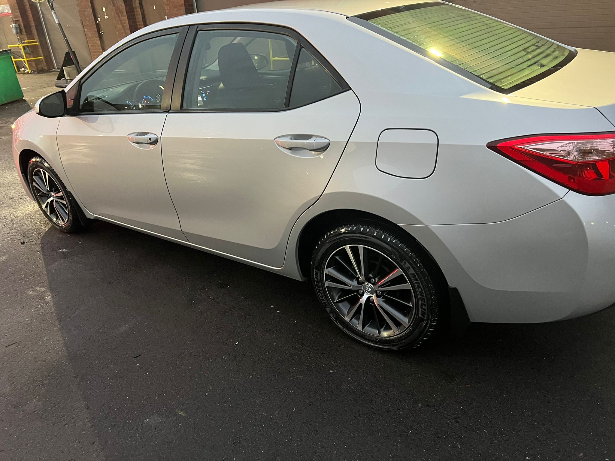 2019 TOYOTA COROLLA